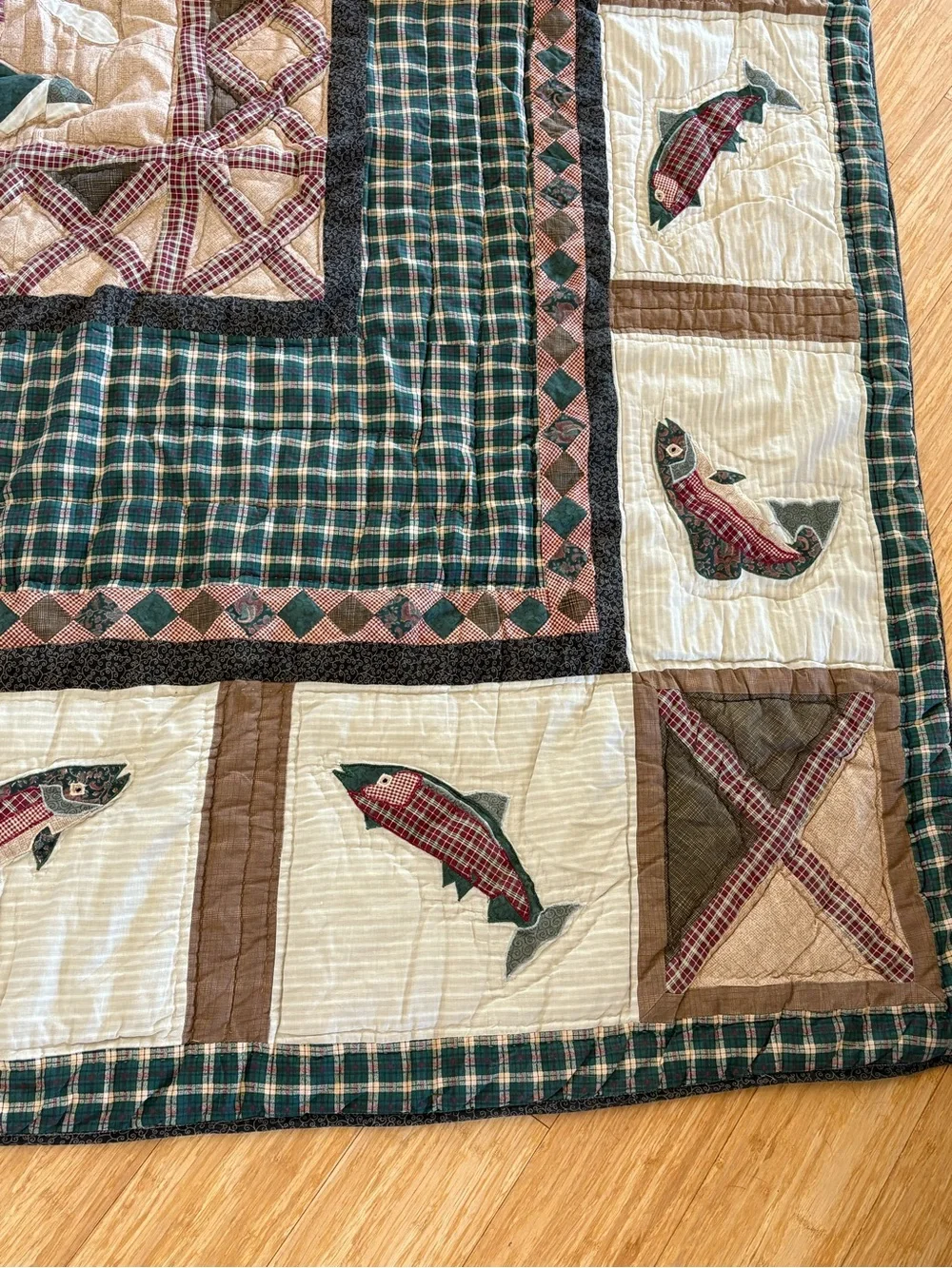 Patchwork Log Cabin Fisherman’s Wharf Applique Fish Forest Vintage Quilt 93”x84”